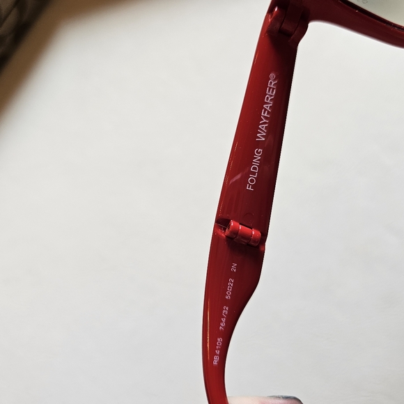 Ray-ban sunglasses - Picture 6 of 6